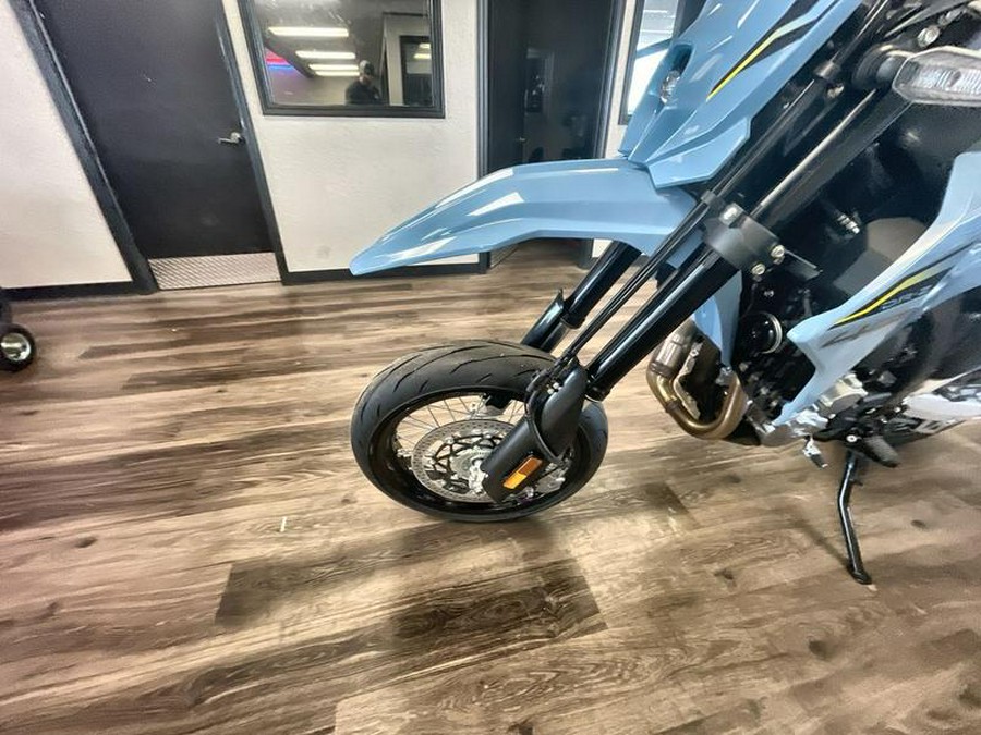 2025 Suzuki DR-Z4SMM5