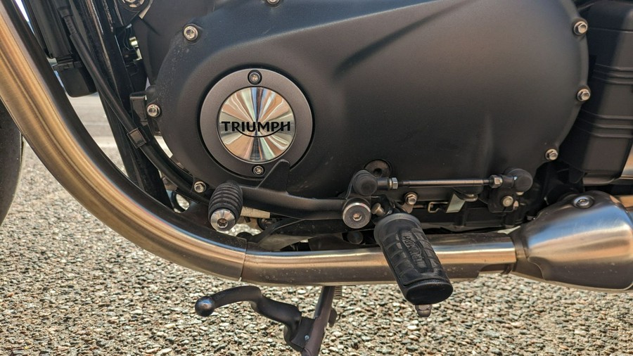 2022 Triumph Bonneville Bobber