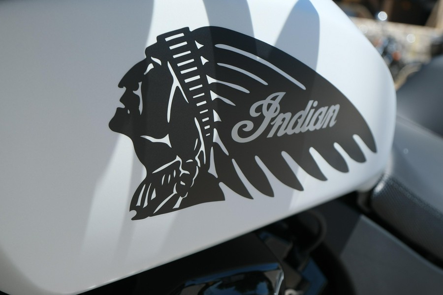 2025 INDIAN MOTORCYCLE CHIEFTAIN POWERPLUS DARK HORSE WITH 112 AND POWERBAND AUDIO PACKAGE