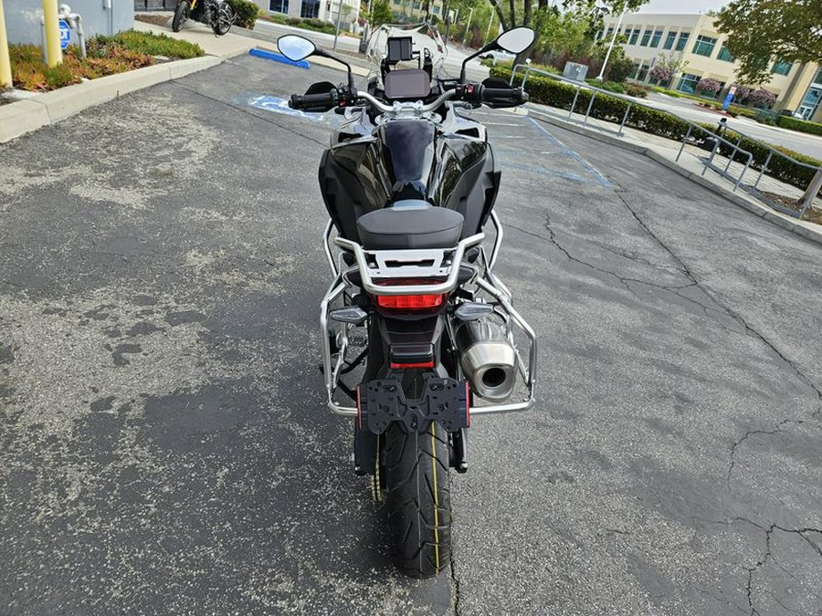 2025 BMW F 900 GS Adventure