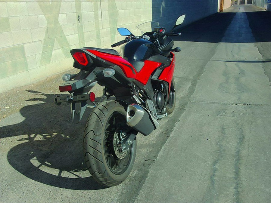 2023 Suzuki GSX250RAM3