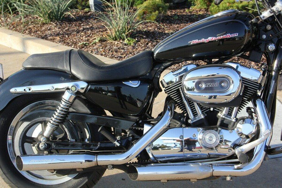 2006 Harley-Davidson 1200 Custom