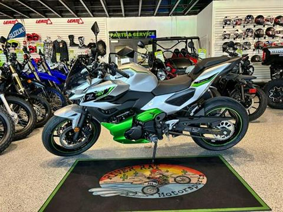 2024 Kawasaki Z7 Hybrid ABS