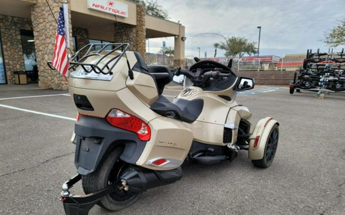 2017 Can-Am® Spyder® RT-S 6-Speed Semi-Automatic (SE6)