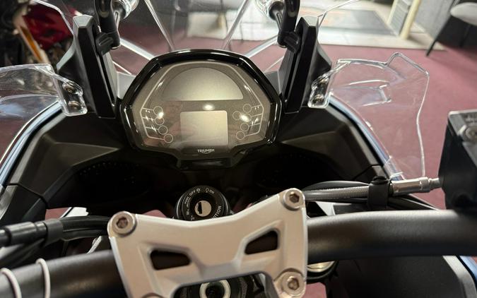 2026 Triumph Tiger Sport 800 Tour