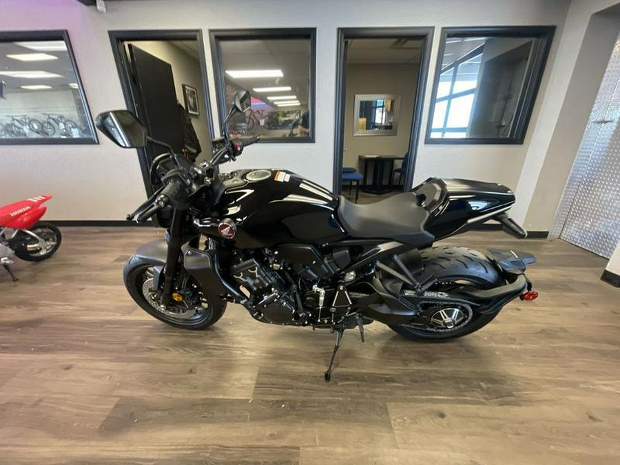 2024 Honda® CB1000R Black Edition