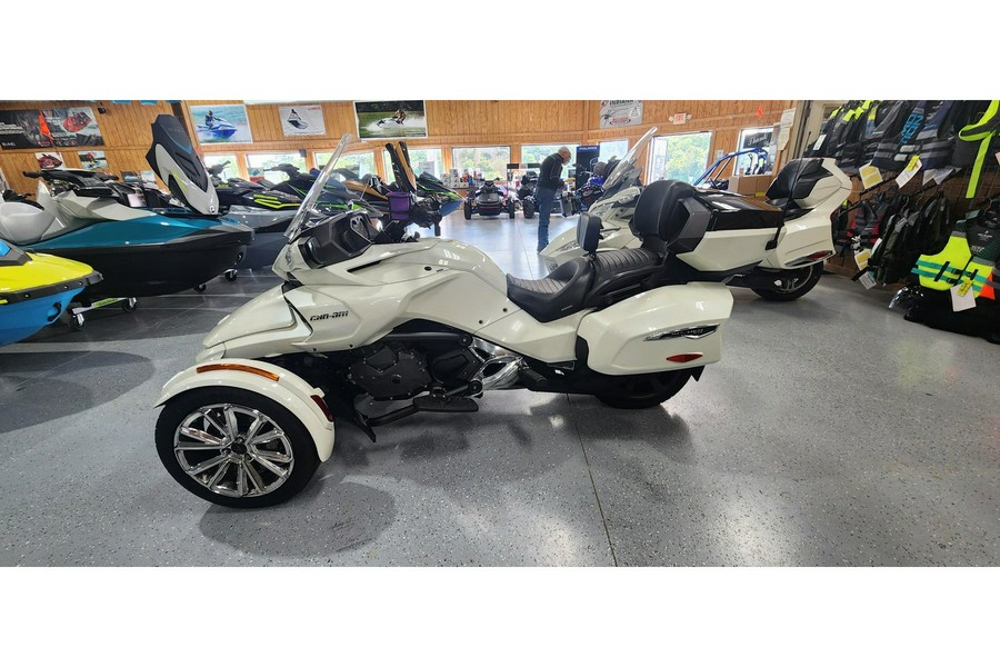 2016 Can-Am SPYDER F3 LIMITED White