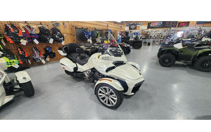 2016 Can-Am SPYDER F3 LIMITED White