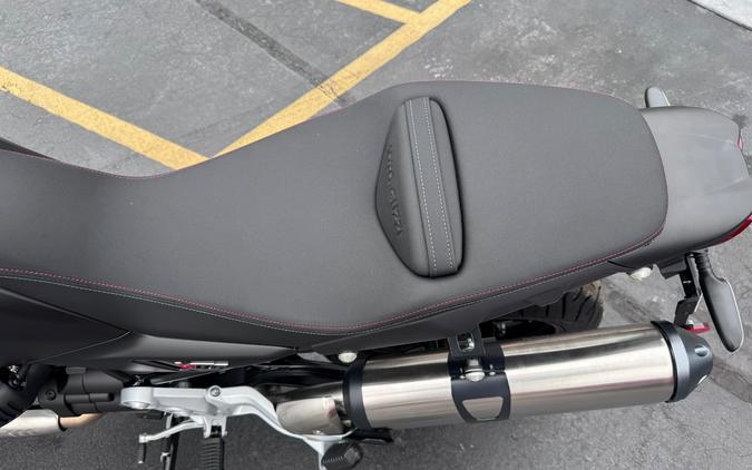 2025 MOTO GUZZI V85 Strada E5T
