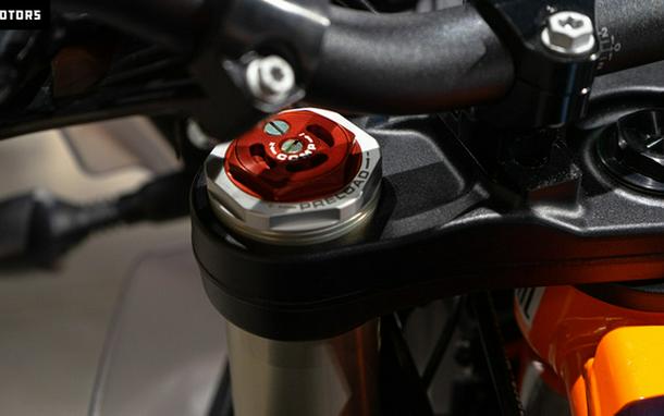 2021 KTM Adventure 890 R