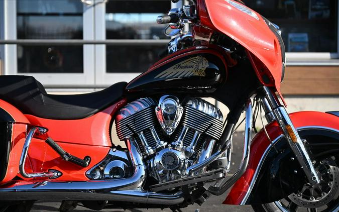 2017 Indian Motorcycle® Chieftain® Wildfire Red Over Thunder Black
