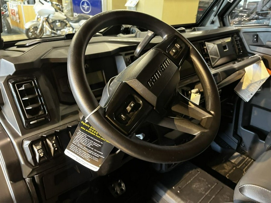 2026 Can-Am Defender MAX Limited HD11