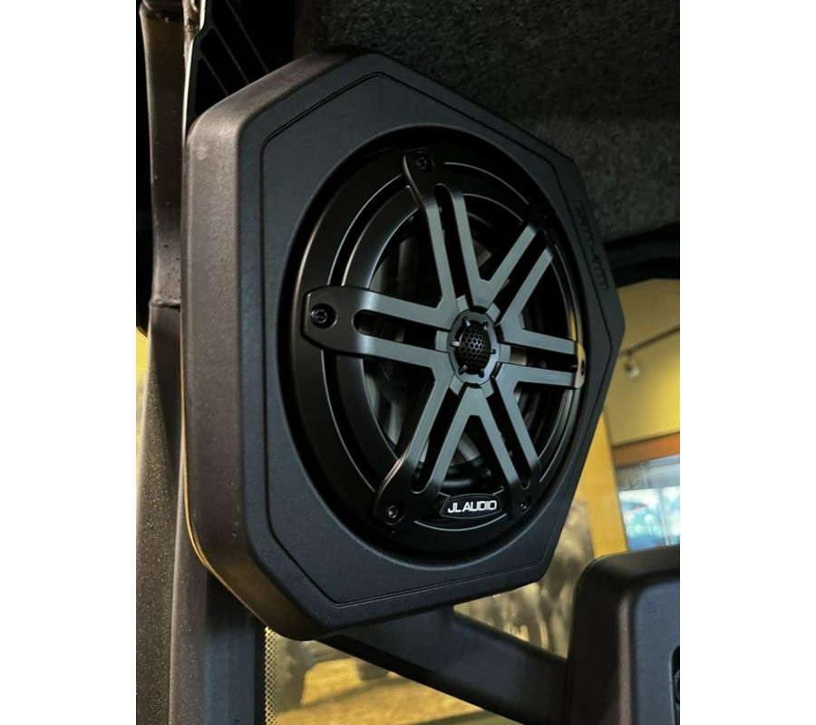 2026 Can-Am Defender MAX Limited HD11