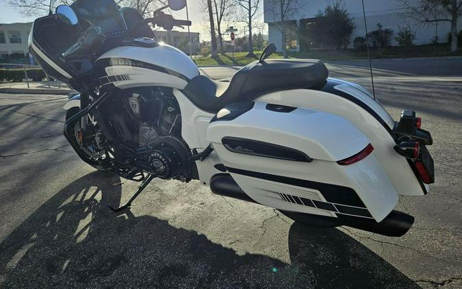 New 2025 Indian Motorcycle Challenger Dark Horse 112