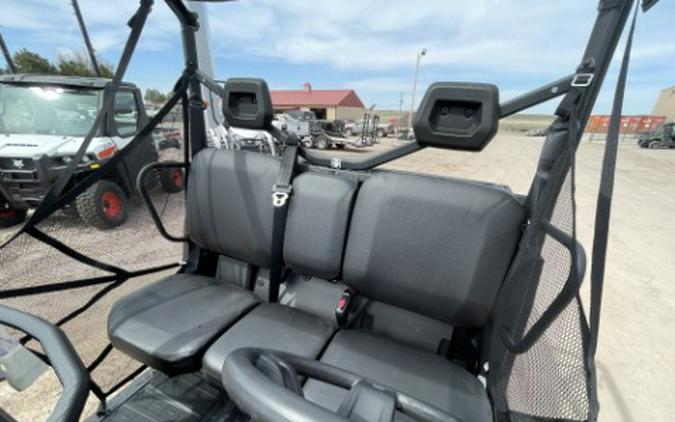 2025 Can-Am Defender DPS HD10
