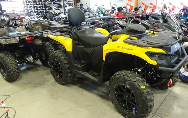 2023 Can-Am Outlander MAX XT 700