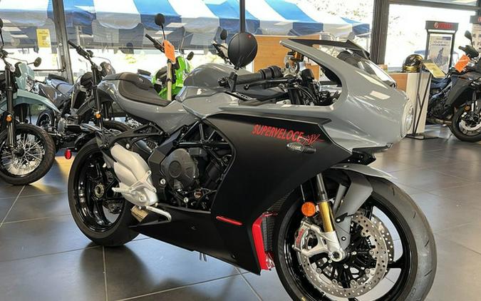 2023 MV Agusta Superveloce 800