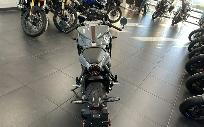 2023 MV Agusta Superveloce 800