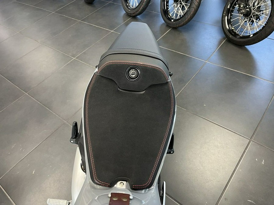 2023 MV Agusta Superveloce 800