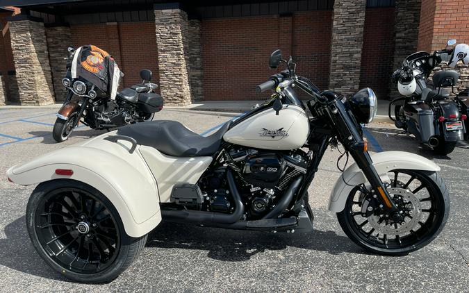 2023 Harley-Davidson Freewheeler