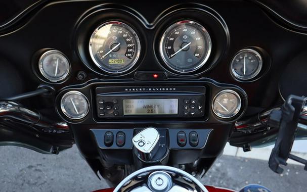 2011 Harley-Davidson FLHTK - Electra Glide Ultra Limited