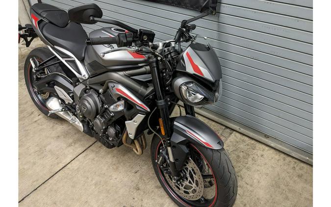 2022 Triumph Street Triple 765 R LOW