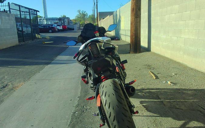 2016 Yamaha YZF R1