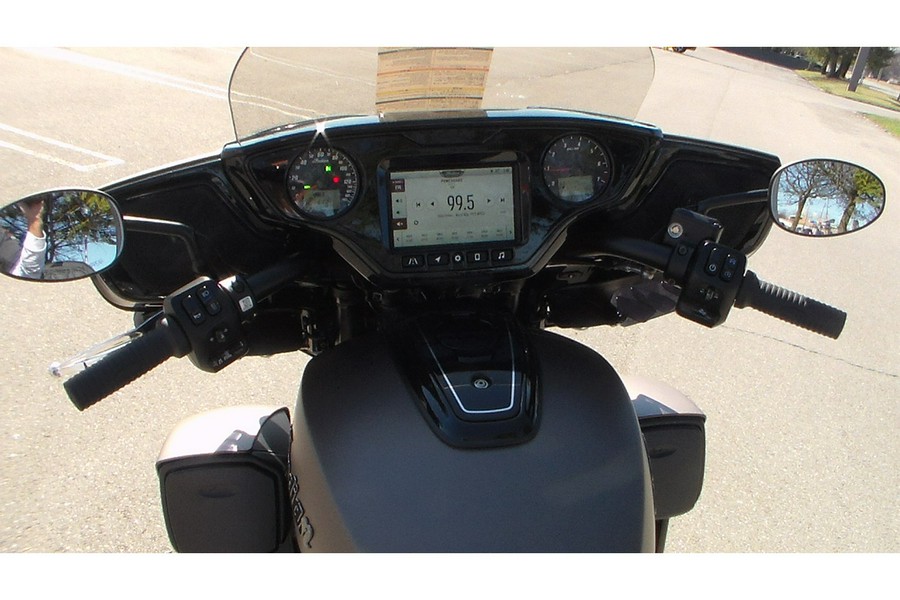 2025 Indian Motorcycle ROADMASTER POWERPLUS DRK HORSE 112 RA, 49ST Dark Horse®