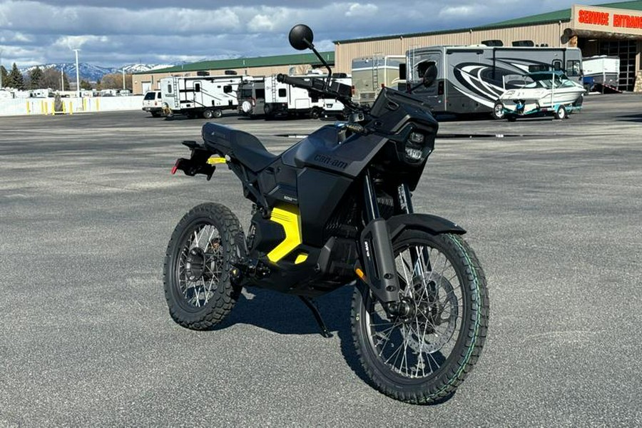 2025 Can-Am® Origin® Base