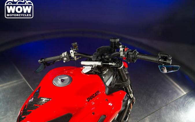 2023 Ducati STREETFIGHTER V2