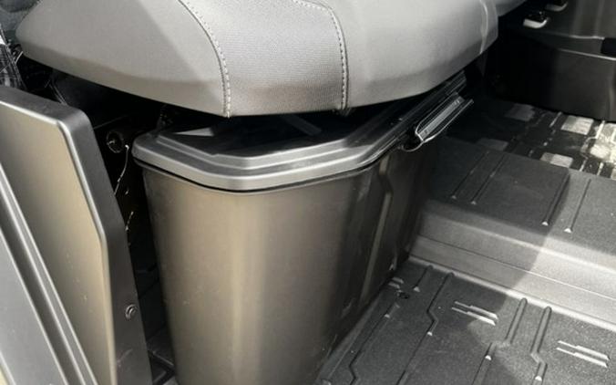 2026 Can-Am Defender MAX Limited HD11