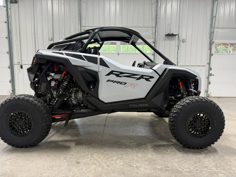 2026 Polaris RZR Pro R Ultimate