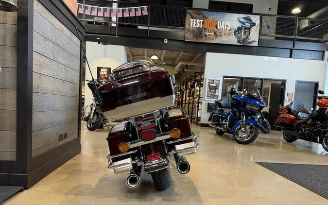 2007 Harley-Davidson® FLHTC - Electra Glide® Classic