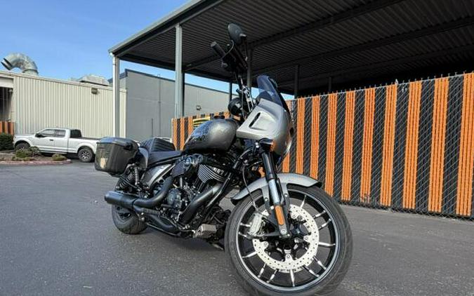 2025 Indian Motorcycle Sport Chief RT Heavy Metal