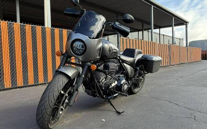 2025 Indian Motorcycle Sport Chief RT Heavy Metal