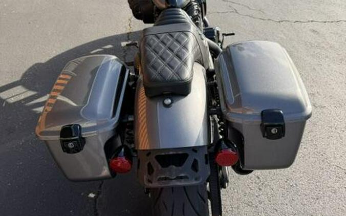 2025 Indian Motorcycle Sport Chief RT Heavy Metal