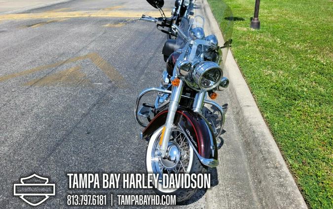 2011 HARLEY-DAVIDSON FLSTN