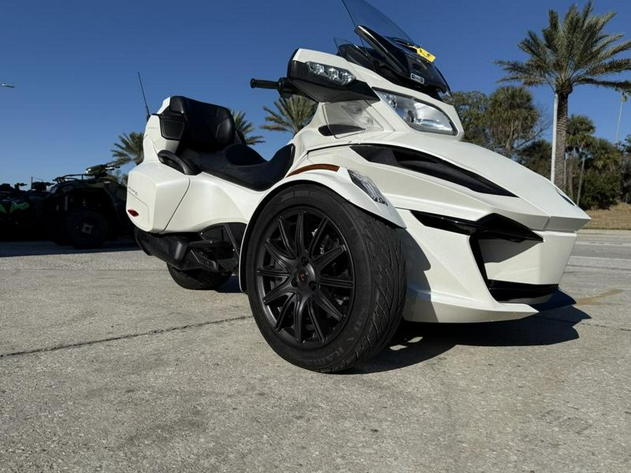 2019 Can-Am® Spyder® RT