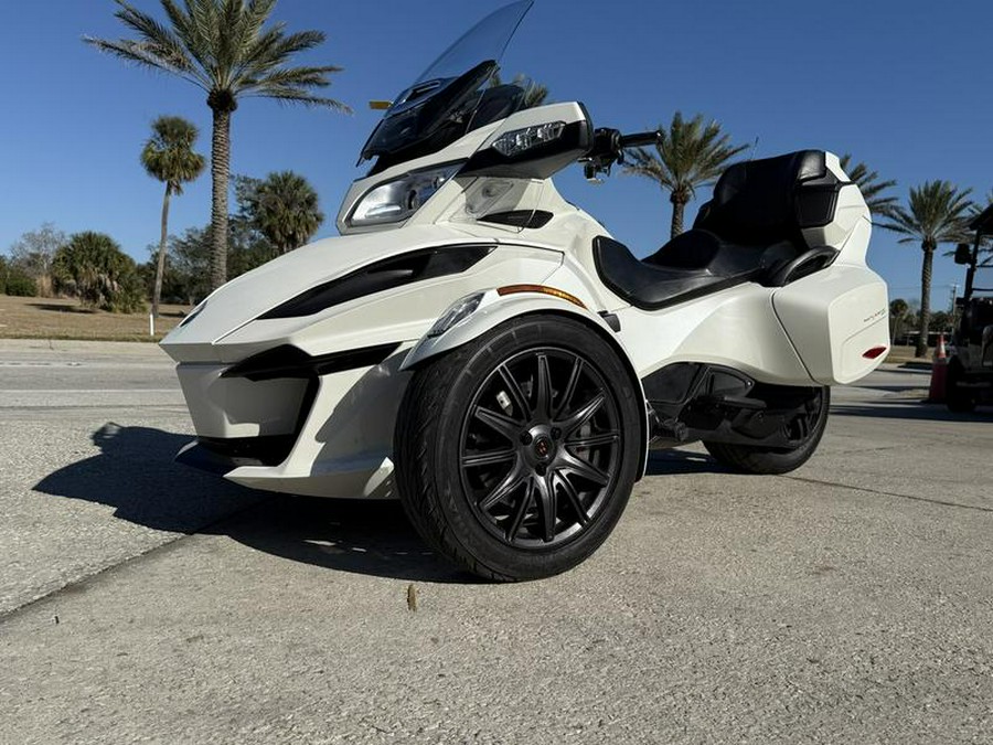 2019 Can-Am® Spyder® RT