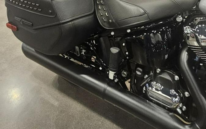 2026 Harley-Davidson Softail FLHC - Heritage Classic