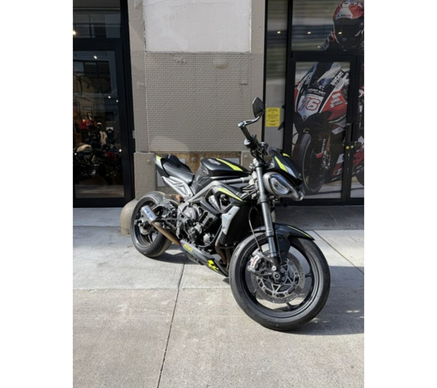 2020 Triumph Street Triple RS Matte Jet Black