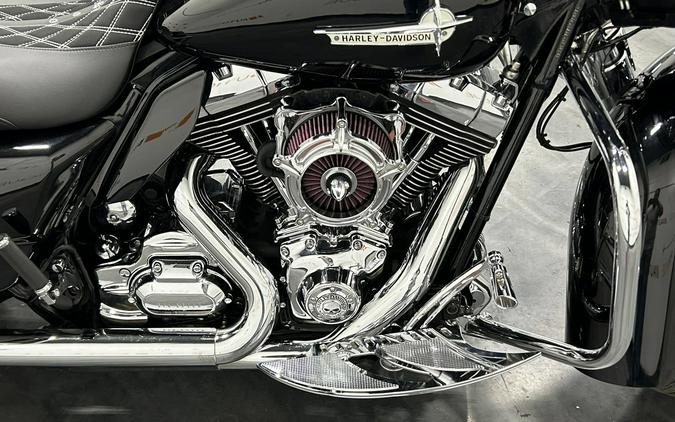 2014 HARLEY DAVIDSON ROAD KING