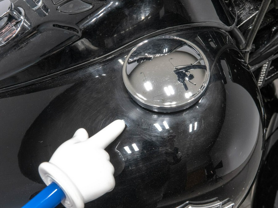 2016 Harley-Davidson FLSS Softail Slim S in Vivid Black