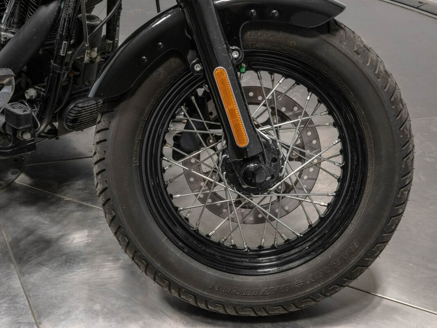 2016 Harley-Davidson FLSS Softail Slim S in Vivid Black