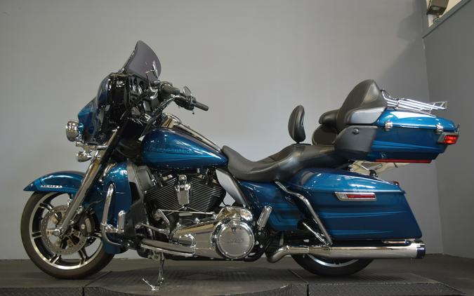 2020 Harley-Davidson Ultra Limited Tahitian Teal