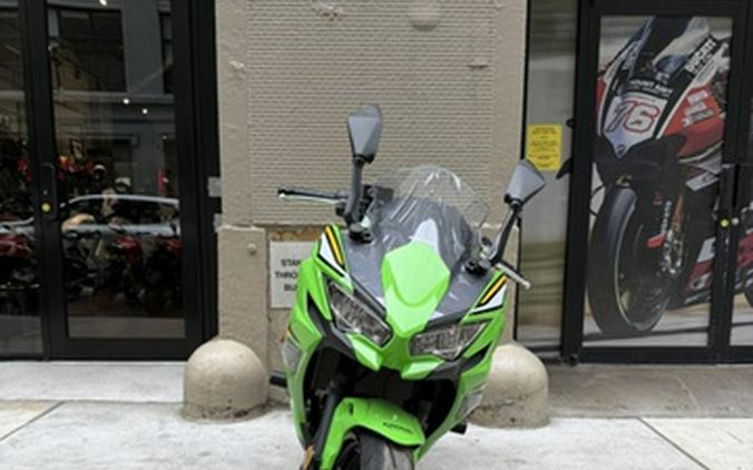 2025 Kawasaki Ninja 650 KRT Edition ABS
