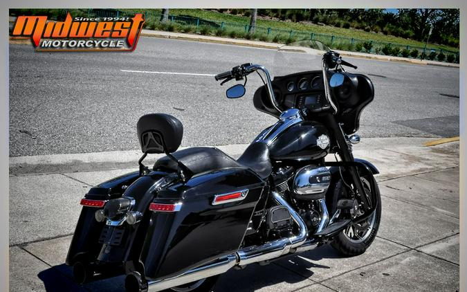 2019 Harley-Davidson® FLHT