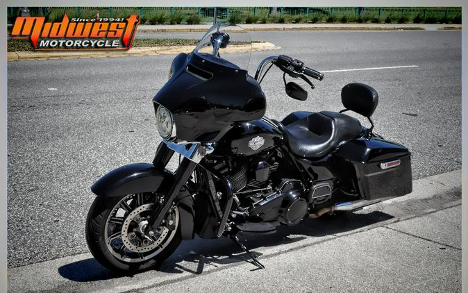 2019 Harley-Davidson® FLHT