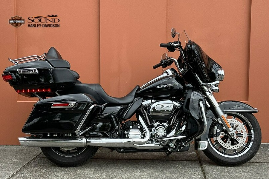 2018 Harley-Davidson Ultra Limited Low Vivid Black