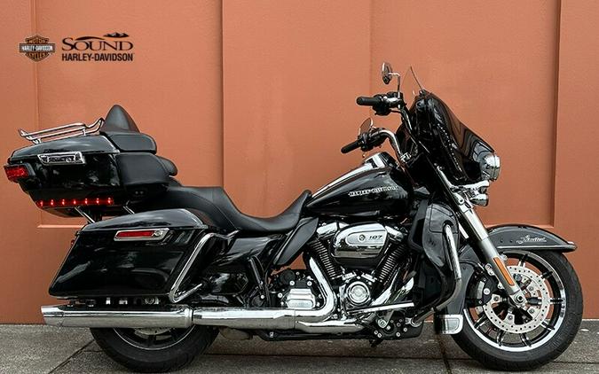 2018 Harley-Davidson Ultra Limited Low Vivid Black